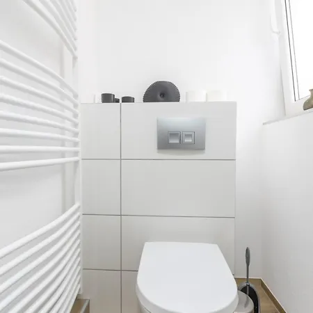 Apartment Moderne Traumwohnung Direkt An Der Mosel In