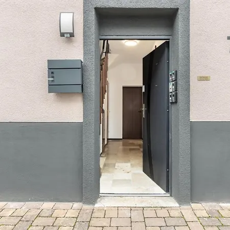 Moderne Traumwohnung Direkt An Der Mosel In Cochem
