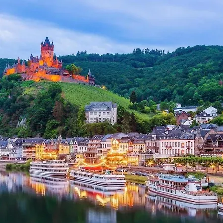 Moderne Traumwohnung Direkt An Der Mosel In Apartment Cochem