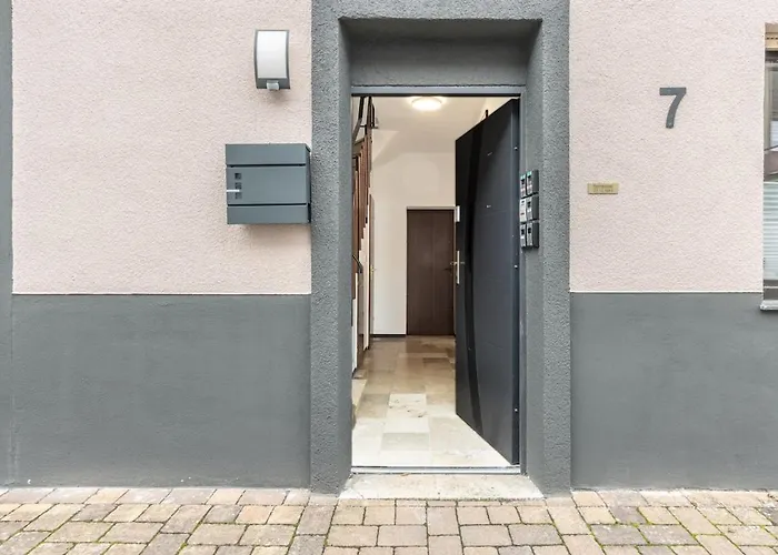 Moderne Traumwohnung Direkt An Der Mosel In コッヘム
