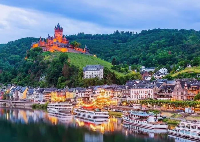 Moderne Traumwohnung Direkt An Der Mosel In アパート コッヘム